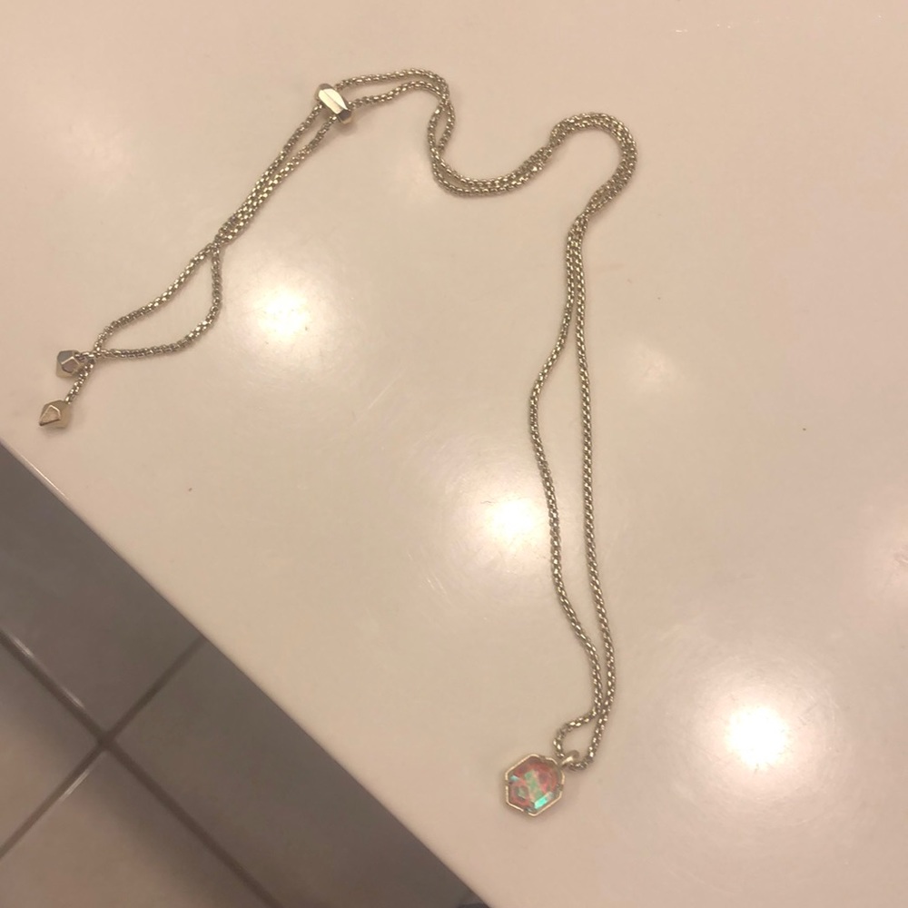 Kendra Scott Teo necklace in dichroic glass!